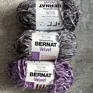 Bernat velvet yarn 
3 pkg
315 yds each